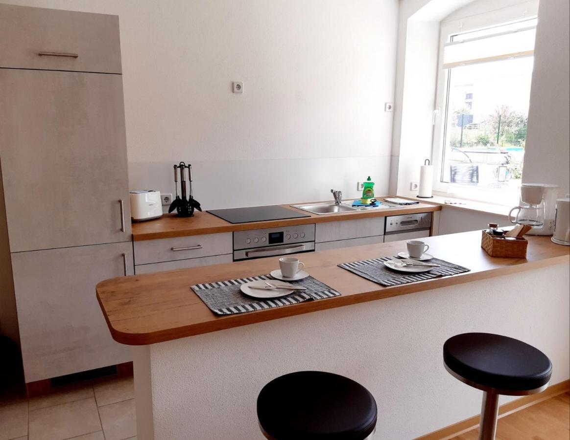 Stadtoase Geraeumige Gaestewohnungen Mit Balkon, Komfort, Modernitaet Und Ruhe, Fuer Monteure Geeignet, Free Wifi Frankenberg Ngoại thất bức ảnh