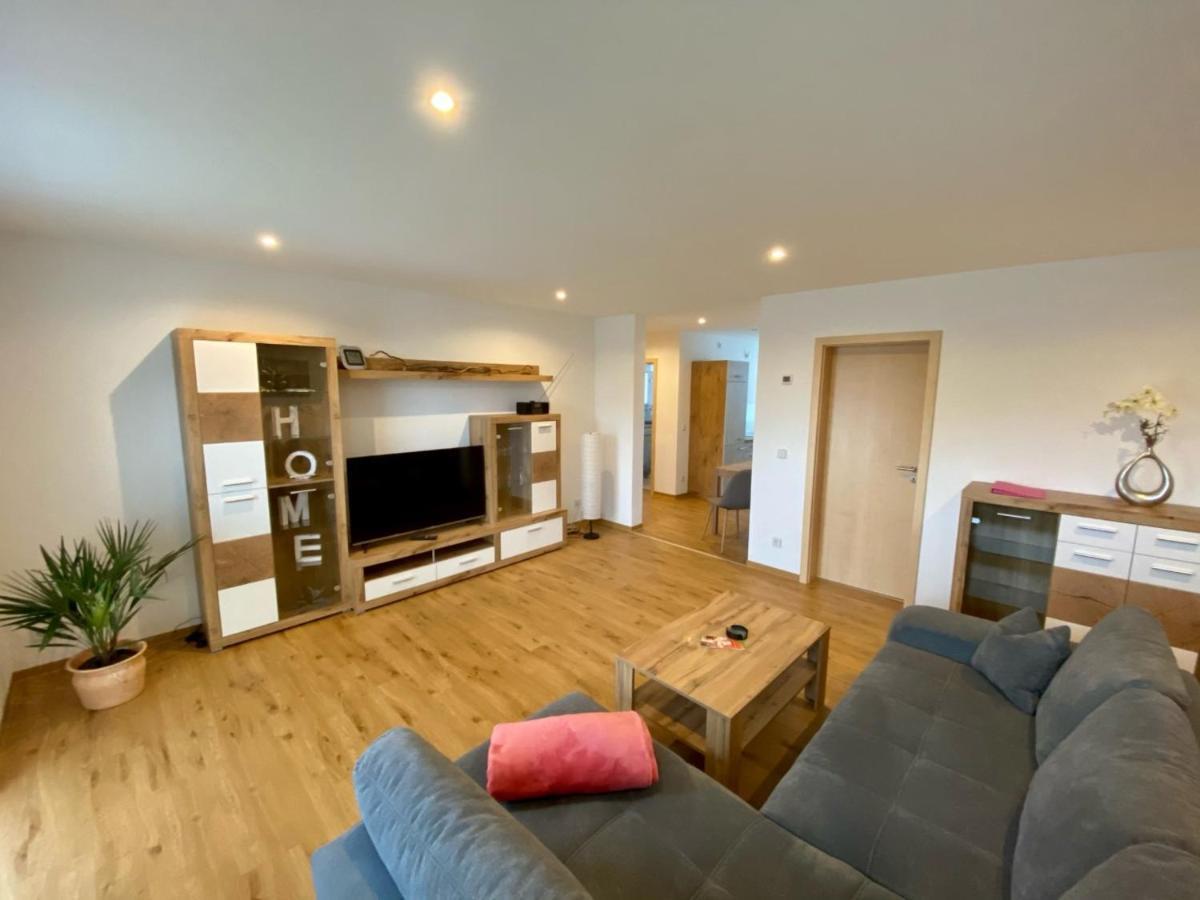 Stadtoase Geraeumige Gaestewohnungen Mit Balkon, Komfort, Modernitaet Und Ruhe, Fuer Monteure Geeignet, Free Wifi Frankenberg Ngoại thất bức ảnh