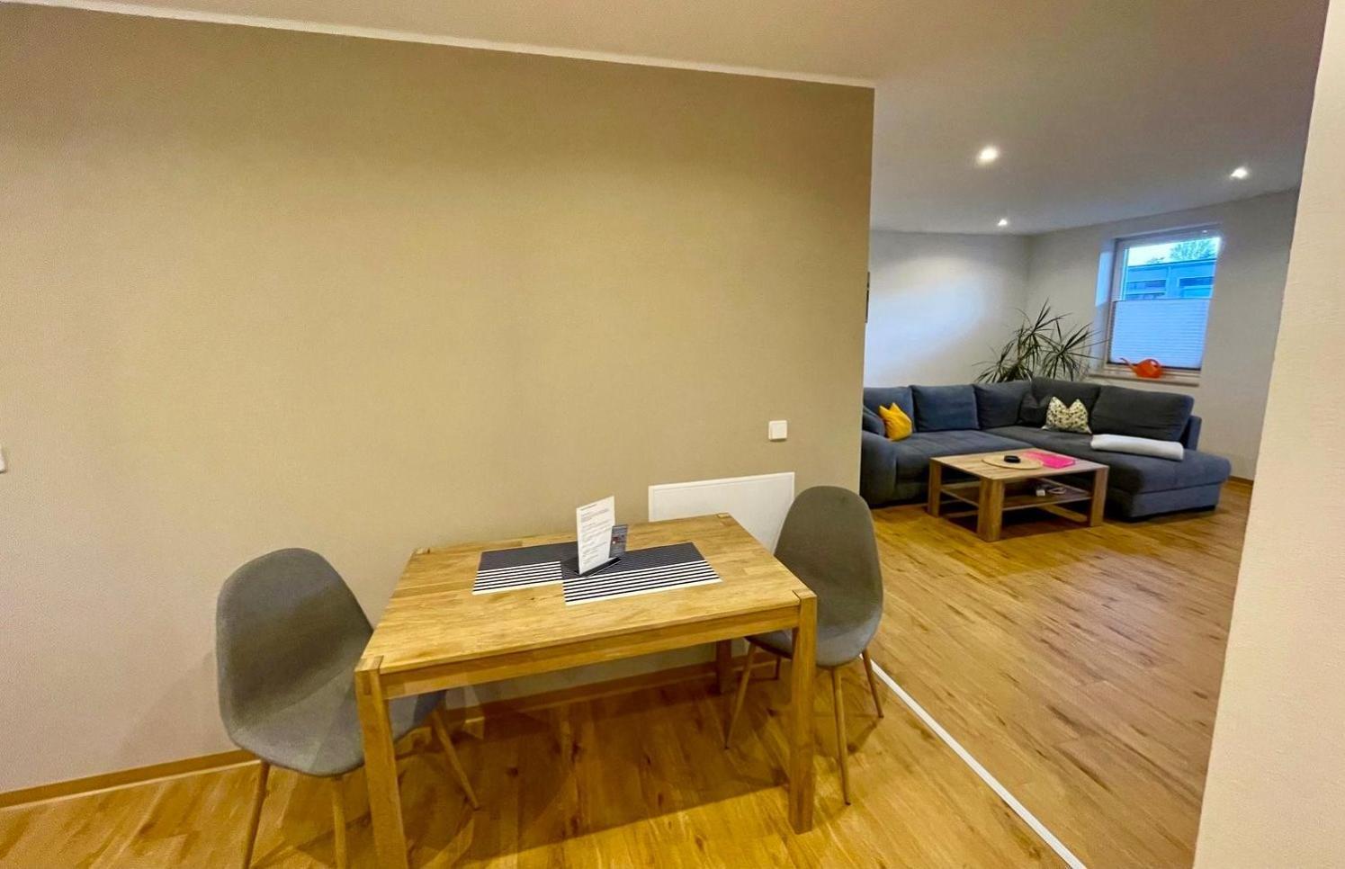 Stadtoase Geraeumige Gaestewohnungen Mit Balkon, Komfort, Modernitaet Und Ruhe, Fuer Monteure Geeignet, Free Wifi Frankenberg Ngoại thất bức ảnh