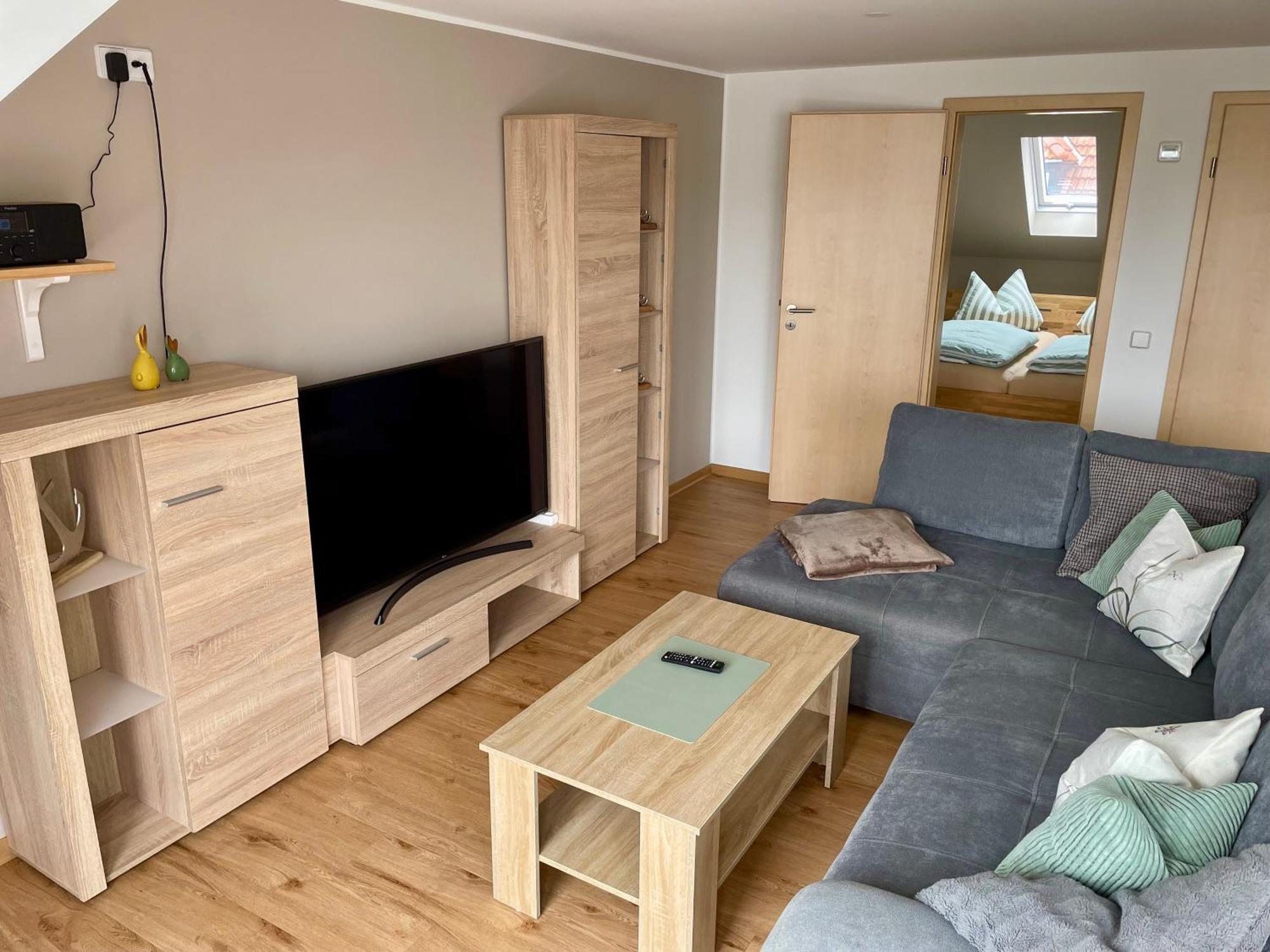 Stadtoase Geraeumige Gaestewohnungen Mit Balkon, Komfort, Modernitaet Und Ruhe, Fuer Monteure Geeignet, Free Wifi Frankenberg Ngoại thất bức ảnh